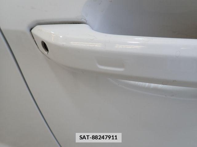Audi A4 2021-06 6275733-10