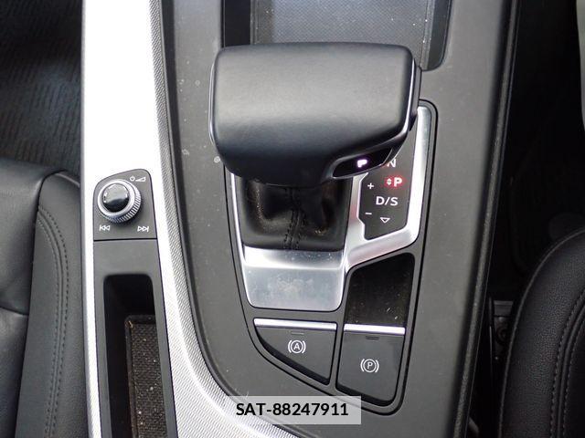 Audi A4 2021-06 6275733-15