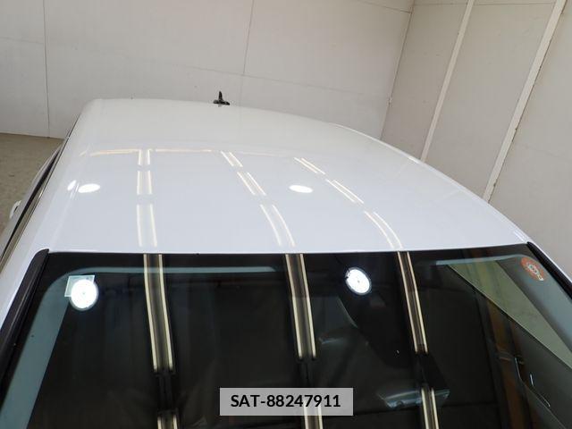 Audi A4 2021-06 6275733-8