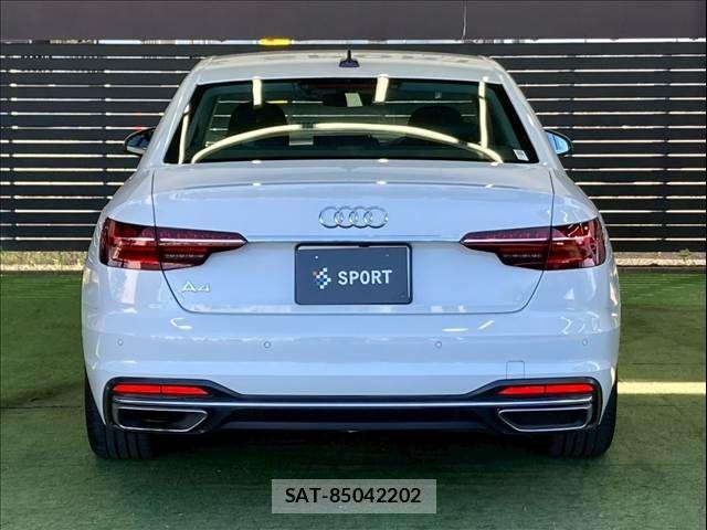 Audi A4 2021-07 6275735-13