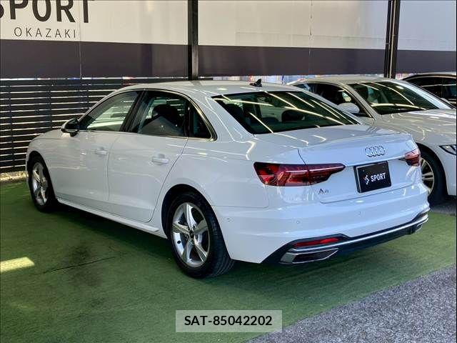 Audi A4 2021-07 6275735-16