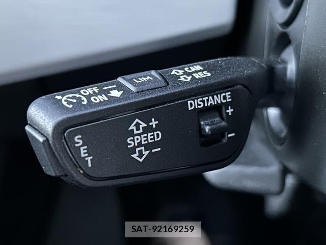 Audi A4 2023-08 6525469-5