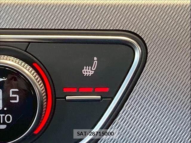Audi A4 2021-04 6670289-9