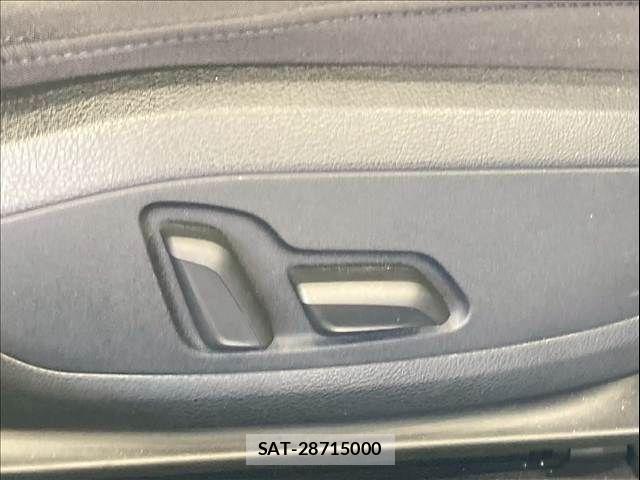 Audi A4 2021-04 6670289-10
