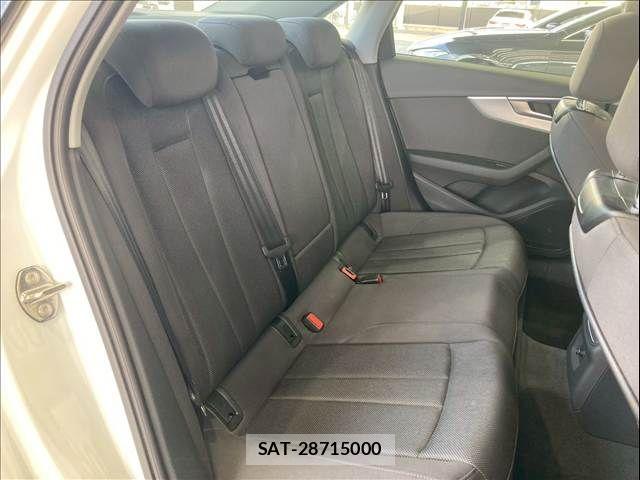 Audi A4 2021-04 6670289-6
