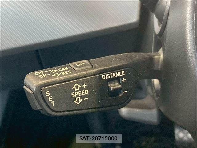 Audi A4 2021-04 6670289-8