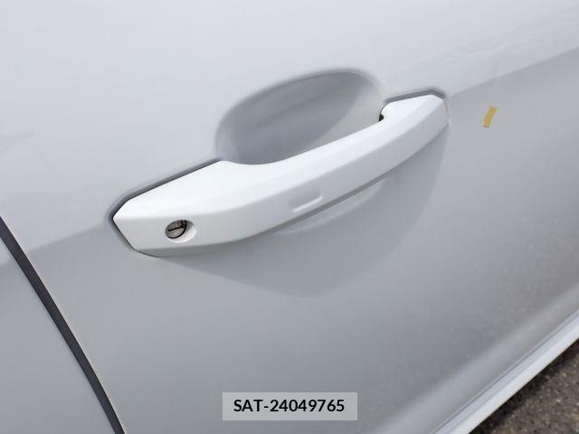 Audi A4 2023-05 6670286-12