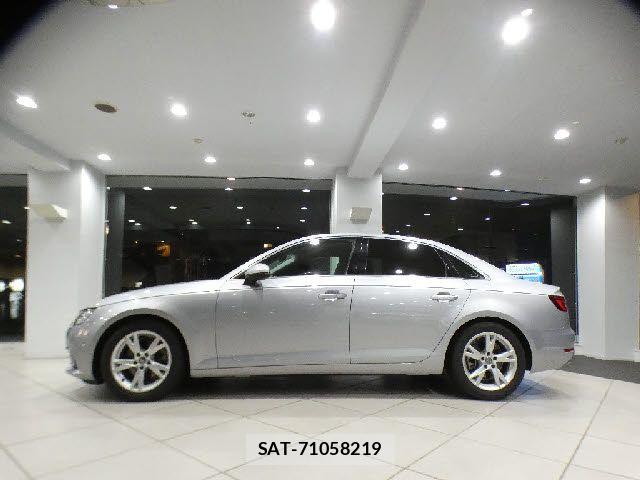 Audi A4 2018-03 6675020-14