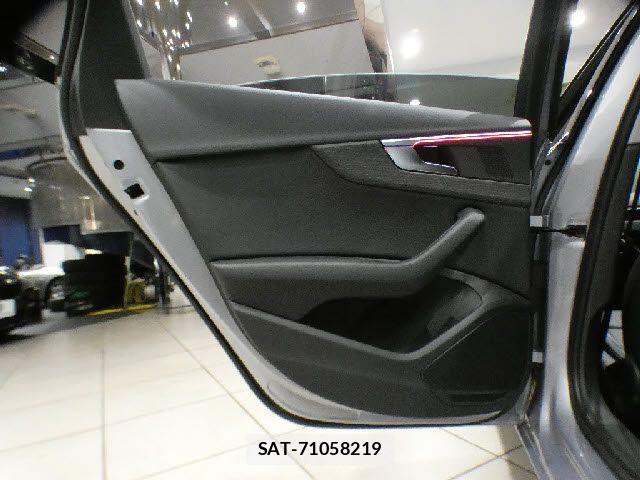 Audi A4 2018-03 6675020-21