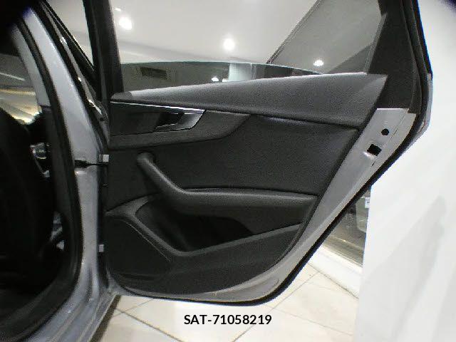 Audi A4 2018-03 6675020-23