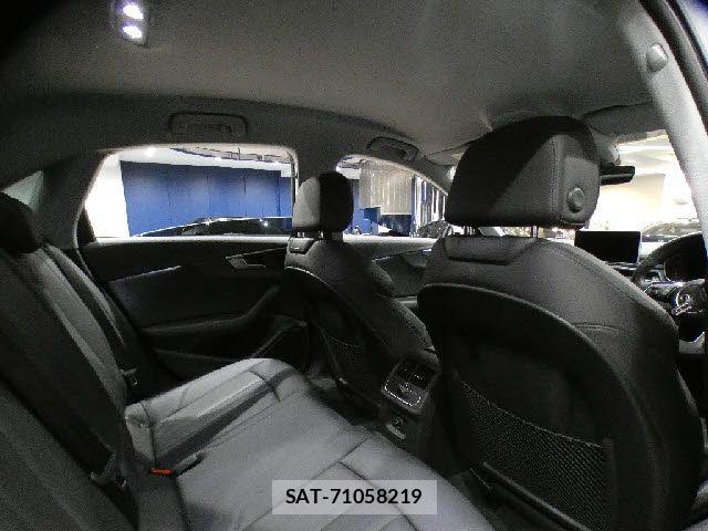 Audi A4 2018-03 6675020-27