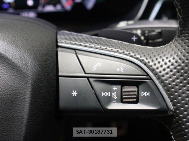 Audi A4 2021-10 6715654-22