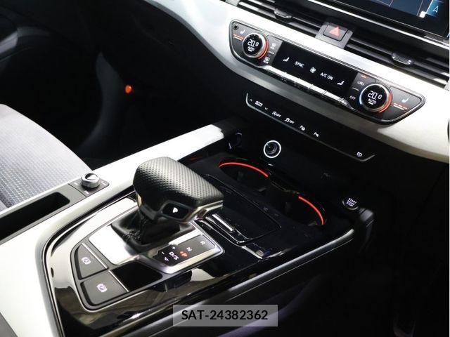 Audi A4 2023-06 6813782-24