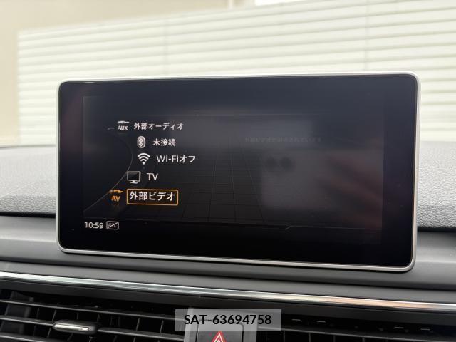 Audi A4 2018-09 6902219-25