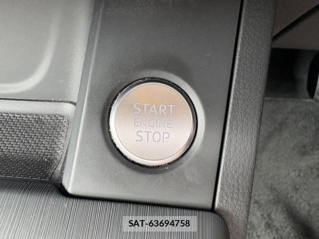 Audi A4 2018-09 6902219-29