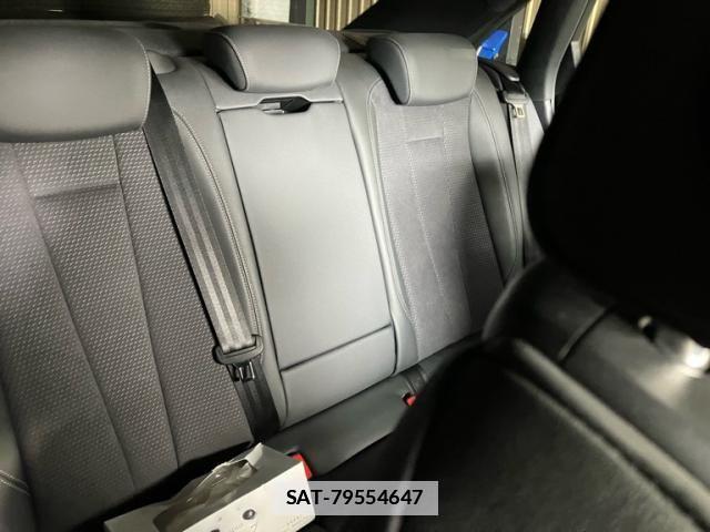 Audi A4 2023-06 6902215-11