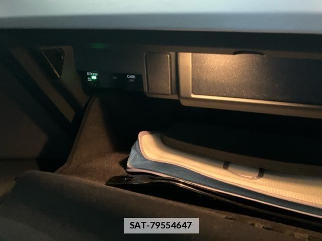 Audi A4 2023-06 6902215-23