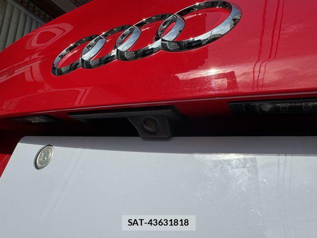 Audi A4 2016-12 6902223-11
