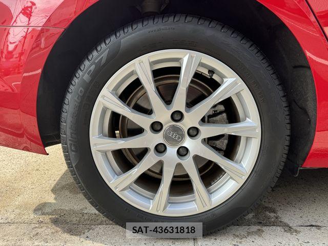 Audi A4 2016-12 6902223-14