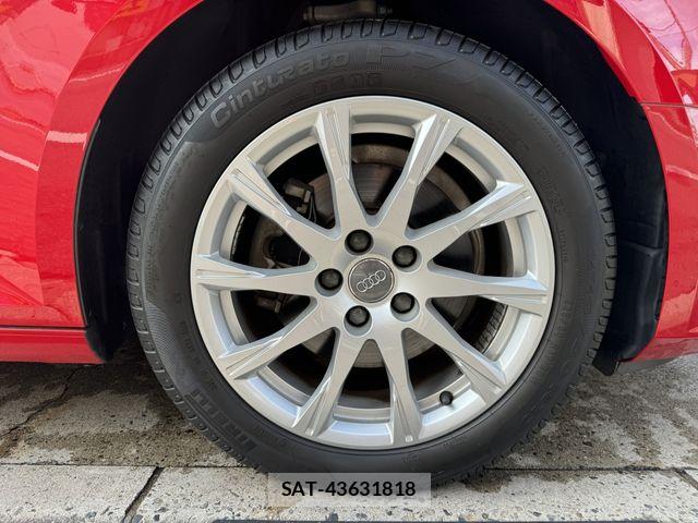 Audi A4 2016-12 6902223-15
