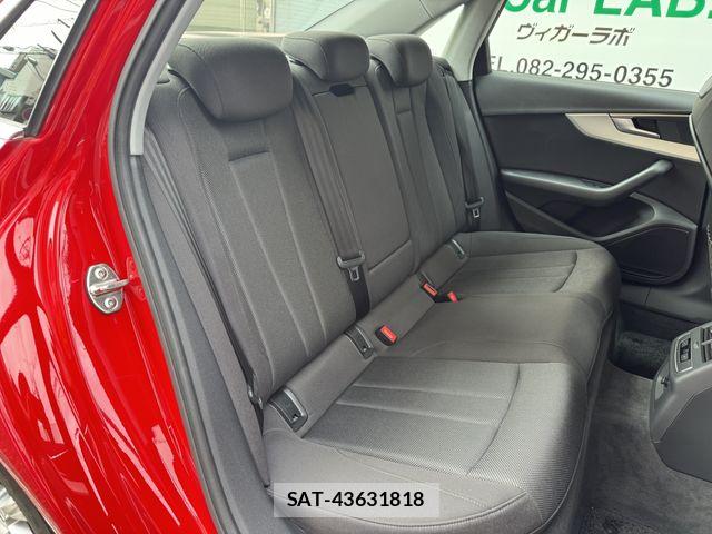 Audi A4 2016-12 6902223-19