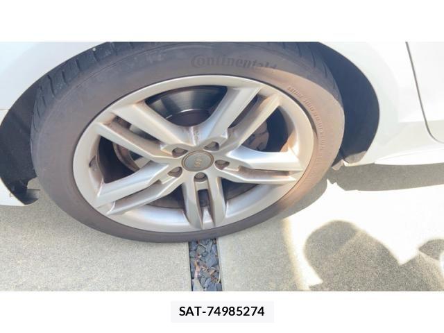 Audi A4 2013-09 6989210-20