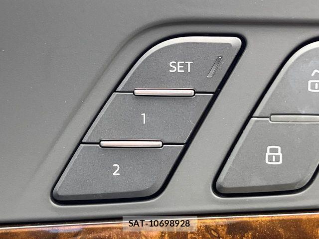 Audi A4 2016-02 6989161-5