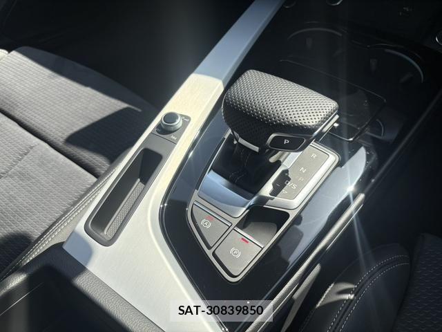 Audi A4 2024-03 7057484-12