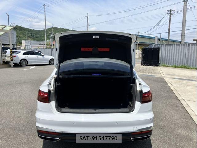 Audi A4 2021-04 7057485-8