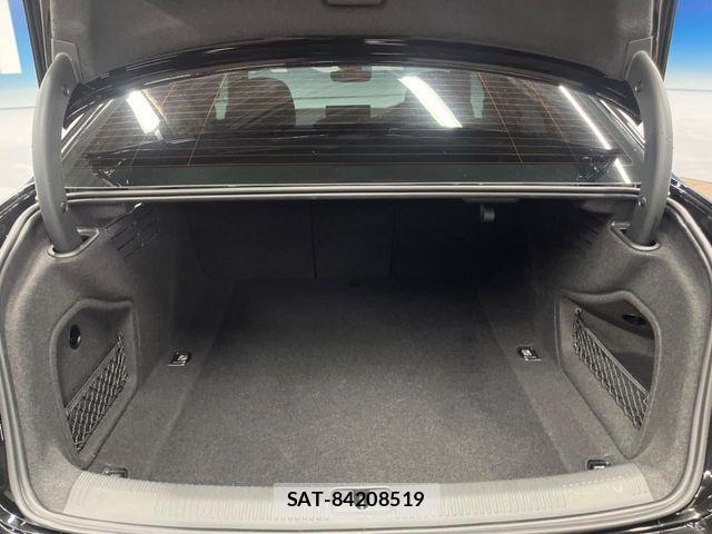 Audi A4 2022-02 7214991-14