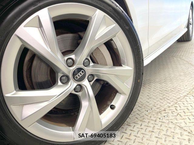 Audi A4 2021-05 7214989-13