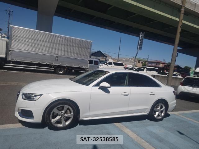 Audi A4 2021-06 7249825-11