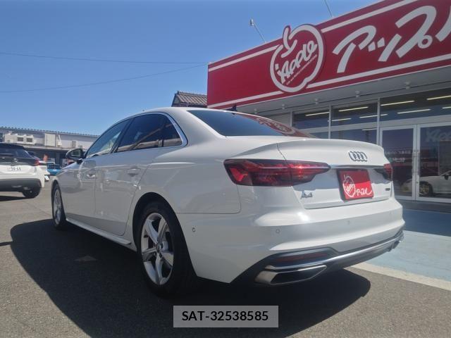Audi A4 2021-06 7249825-3