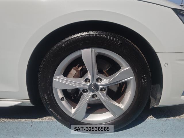 Audi A4 2021-06 7249825-6