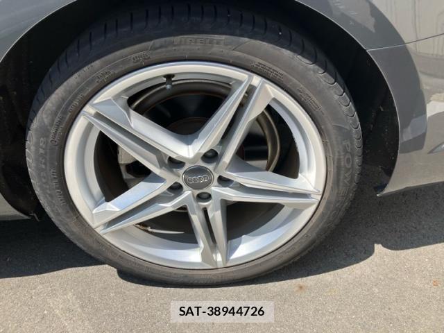 Audi A4 2017-08 7325726-9