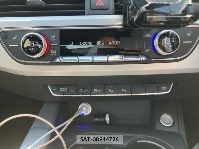 Audi A4 2017-08 7325726-24