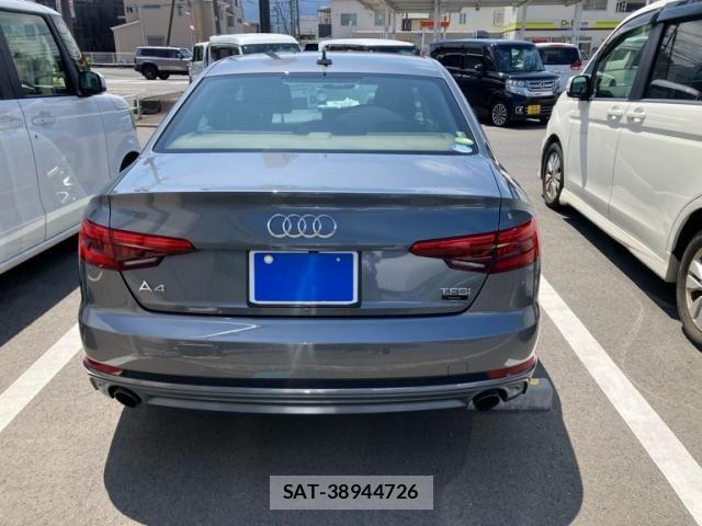 Audi A4 2017-08 7325726-3