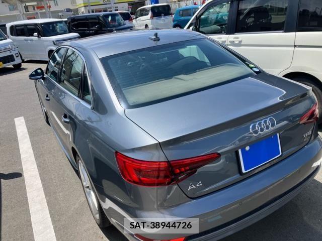 Audi A4 2017-08 7325726-5