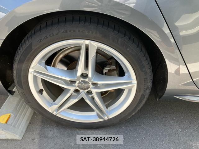 Audi A4 2017-08 7325726-8