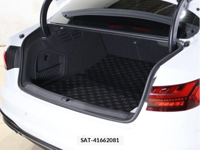 Audi A4 2021-03 7356868-7