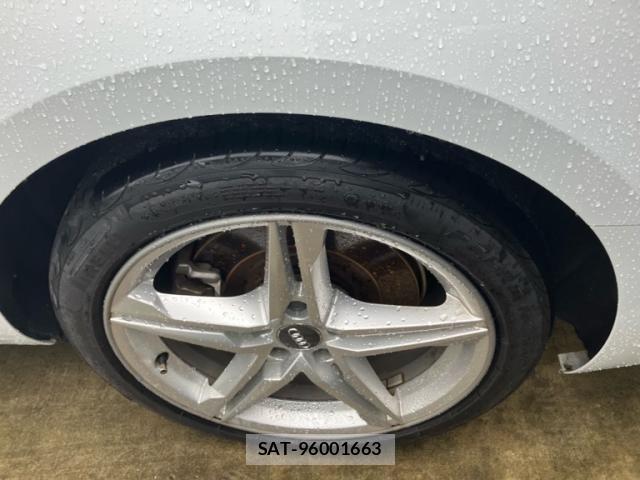 Audi A4 2017-01 7390910-5