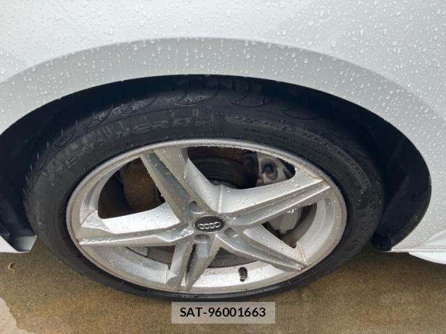 Audi A4 2017-01 7390910-6