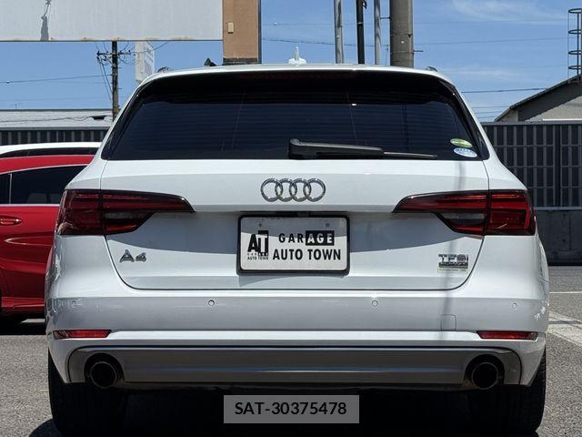 Audi A4 2018-03 7391392-4
