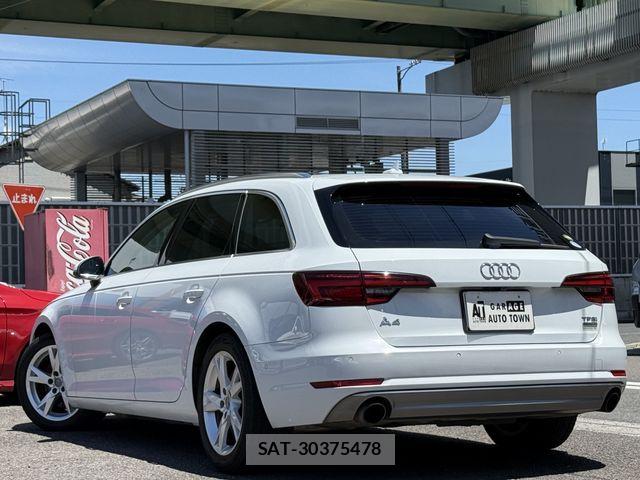 Audi A4 2018-03 7391392-5