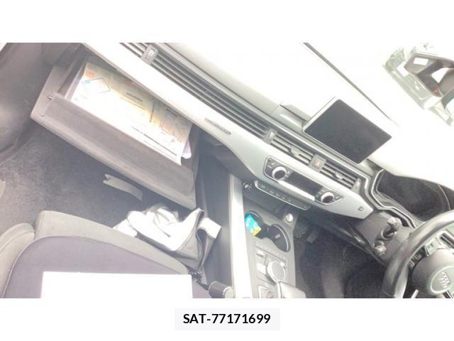 Audi A4 2018-09 7452978-15