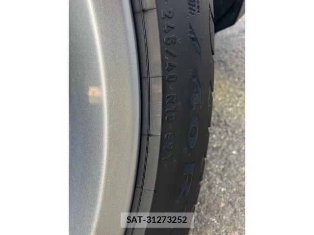 Audi A4 2019-09 7452982-23
