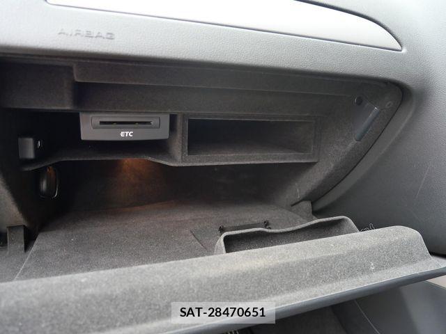 Audi A4 2013-06 7452980-18