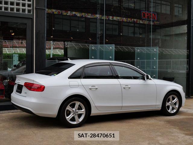 Audi A4 2013-06 7452980-4