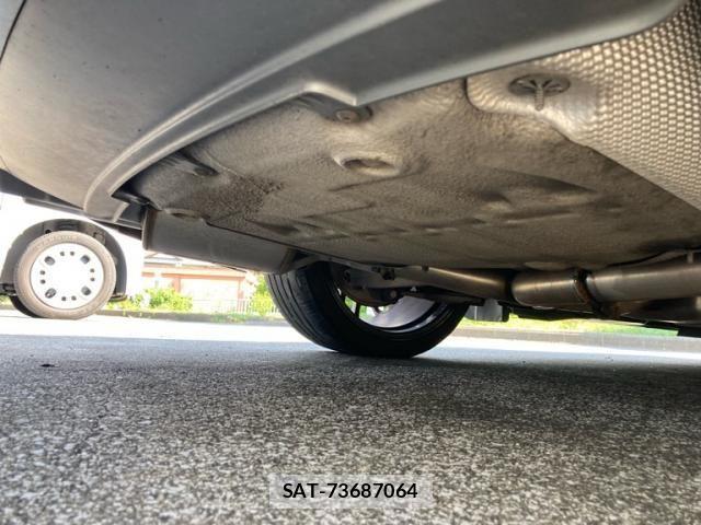 Audi A4 2013-02 7499588-11