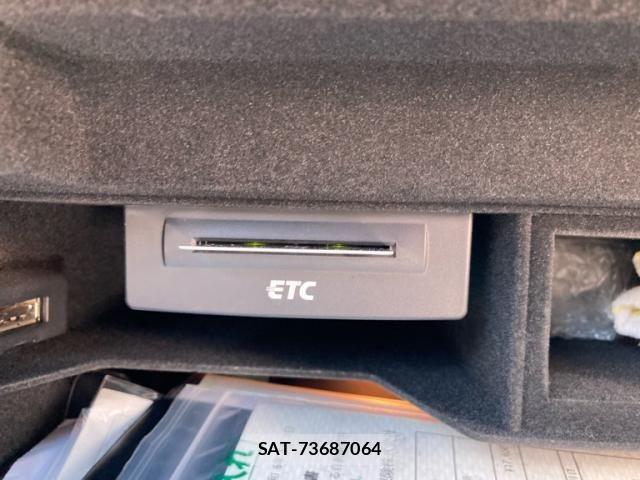 Audi A4 2013-02 7499588-27